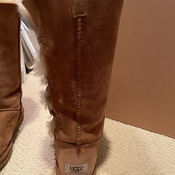 Women’s UGG Bailey button tall boots size 7 chestnut - Picture 8 of 8